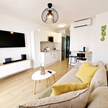 Casa Marisa En Апартаменты *